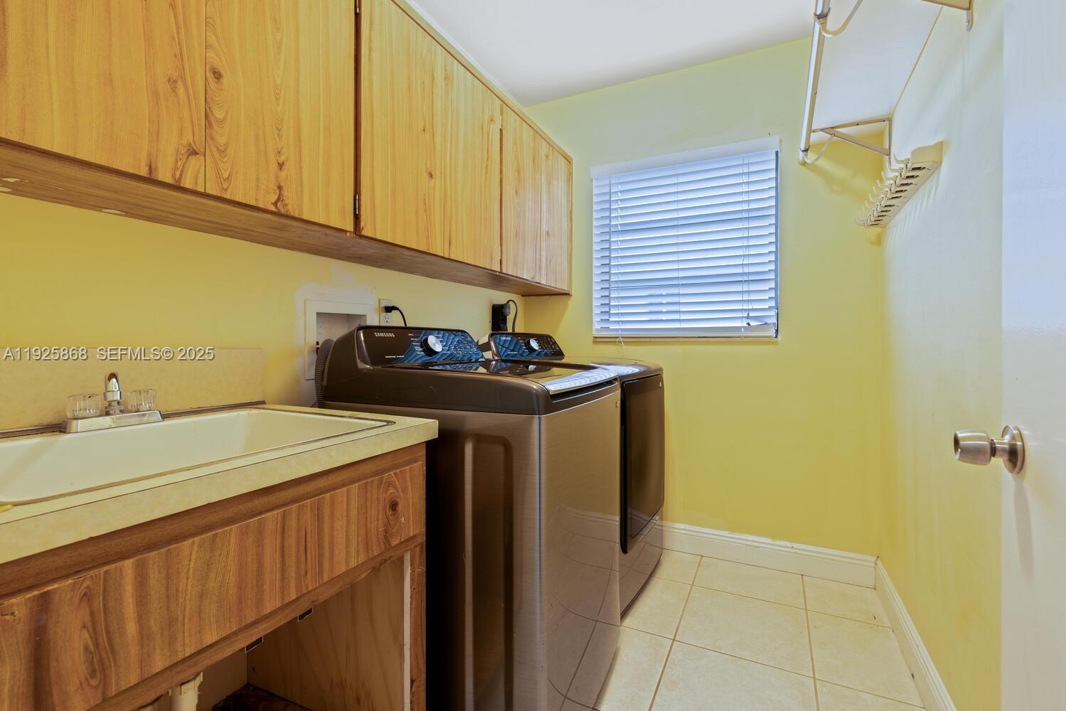 7860 SW 173rd Ter Palmetto Bay, FL 33157