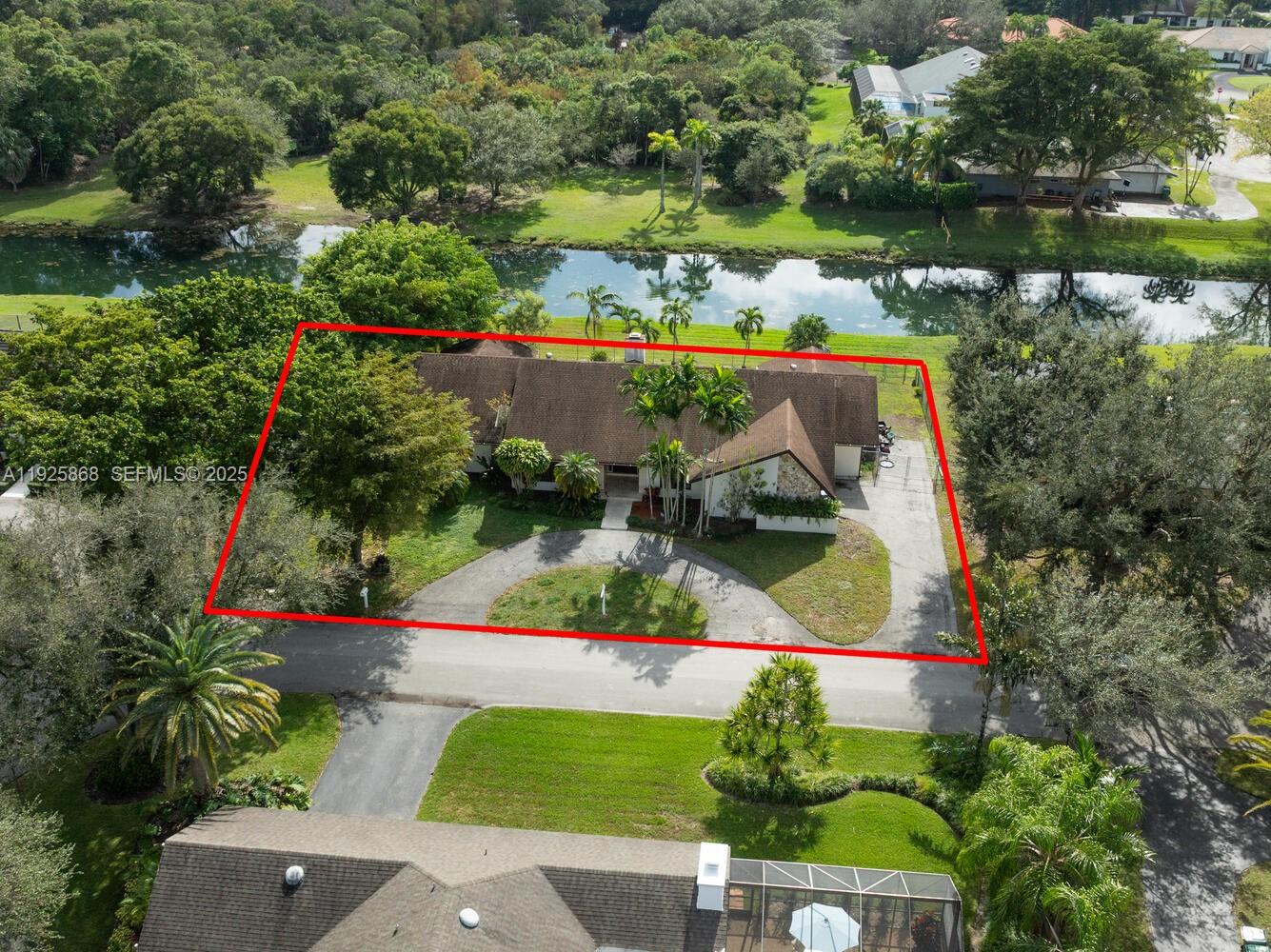 7860 SW 173rd Ter Palmetto Bay, FL 33157
