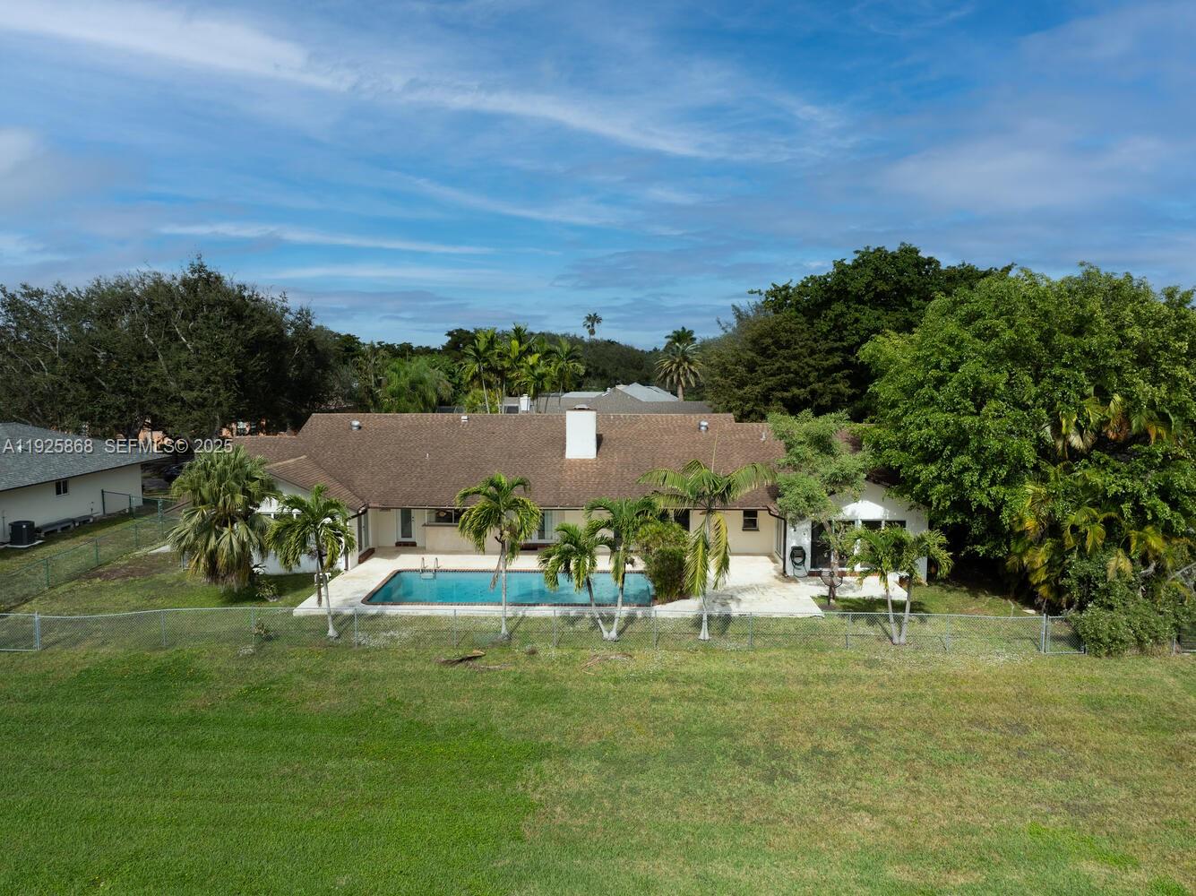 7860 SW 173rd Ter Palmetto Bay, FL 33157