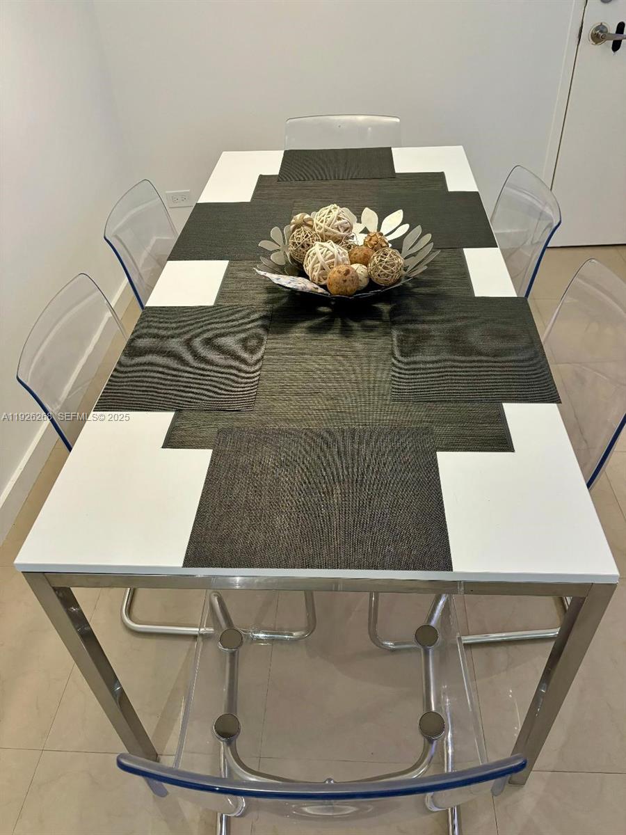 7441 Wayne Ave #1R Miami Beach, FL 33141