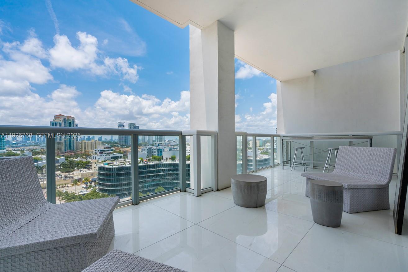 50 S Pointe Dr #1506 Miami Beach, FL 33139