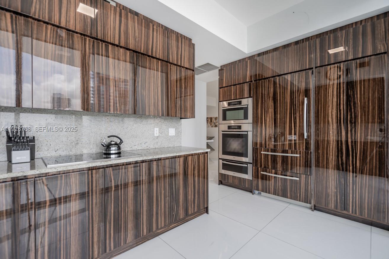 50 S Pointe Dr #1506 Miami Beach, FL 33139