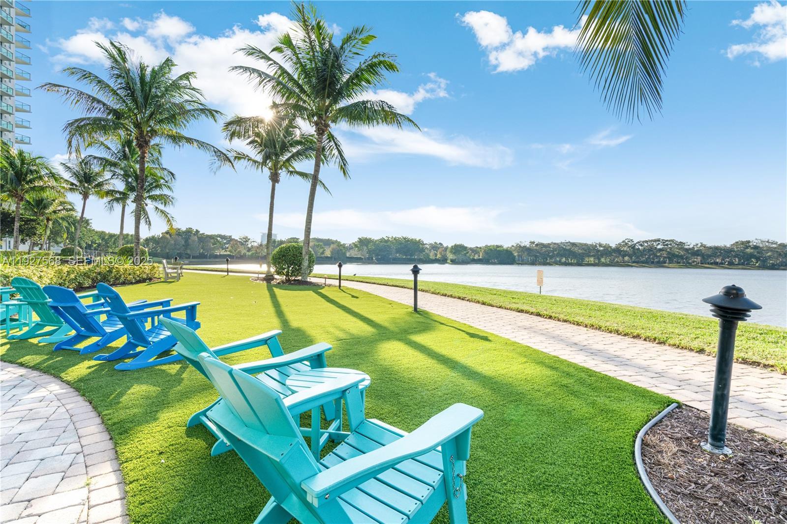 2641 N Flamingo Rd #1703N Sunrise, FL 33323