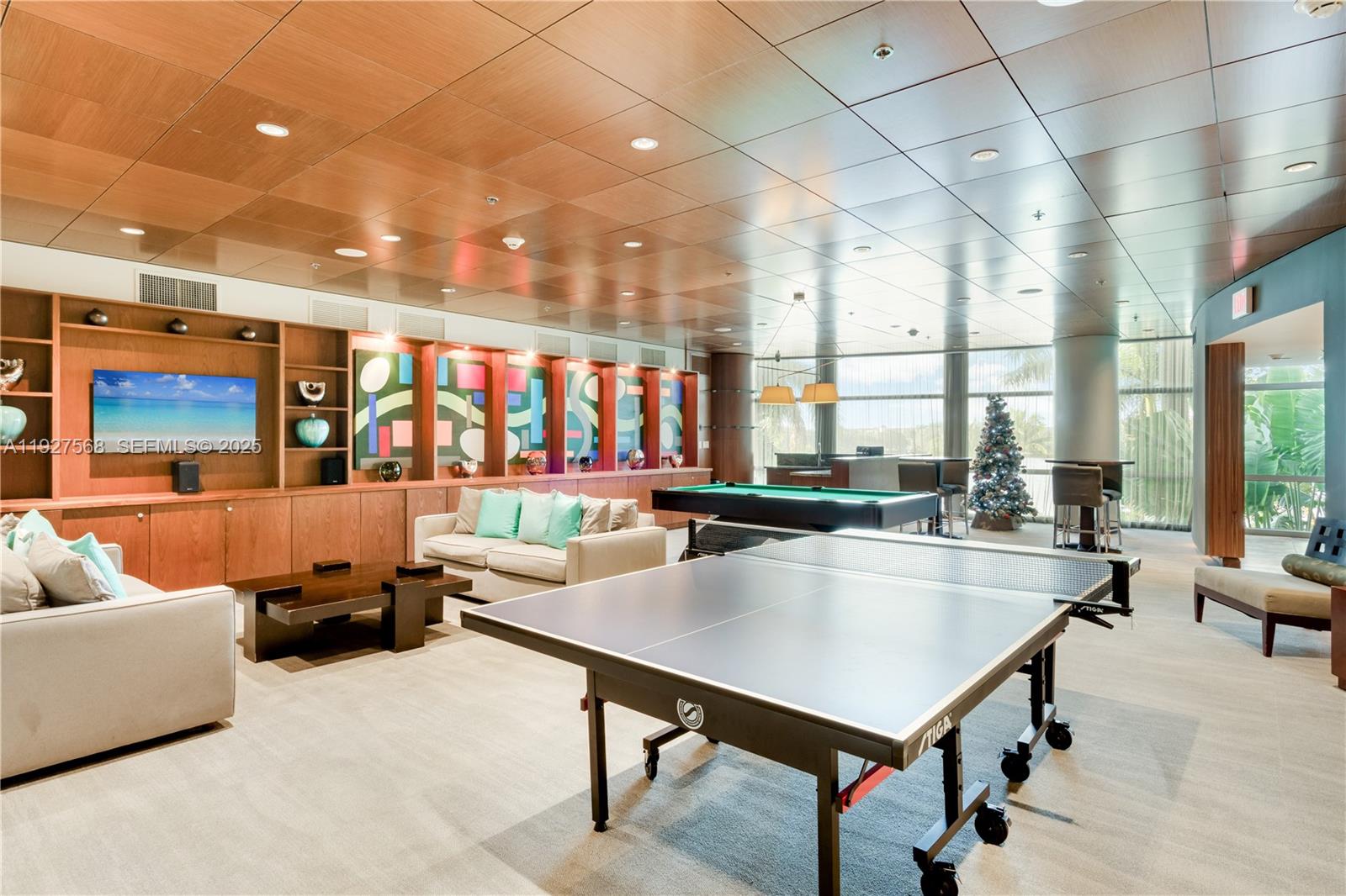 2641 N Flamingo Rd #1703N Sunrise, FL 33323