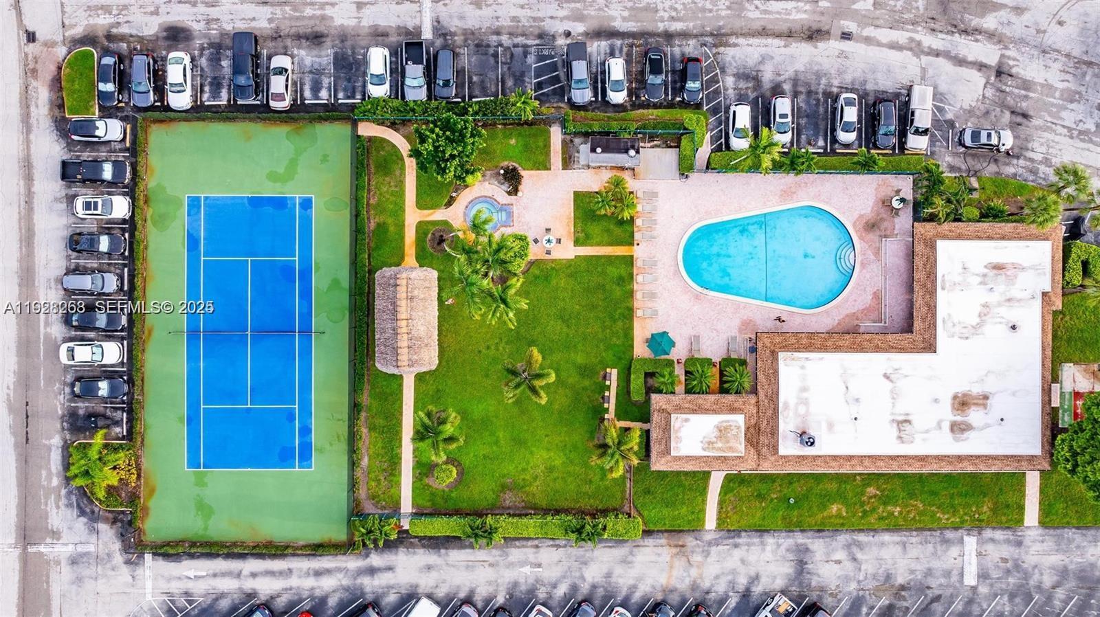 8161 SW 24th Ct #404 Davie, FL 33324