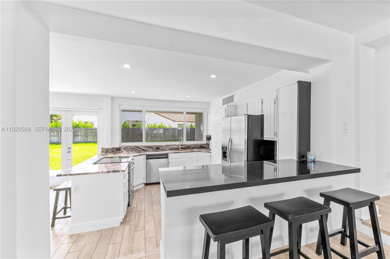 8995 SW 158th St Palmetto Bay, FL 33157