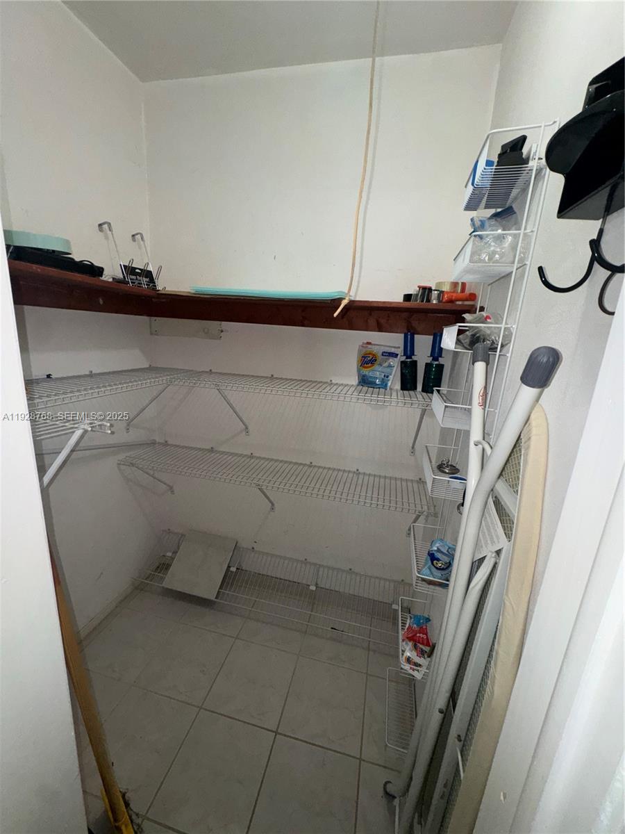 401 Collins Ave #21 Miami Beach, FL 33139