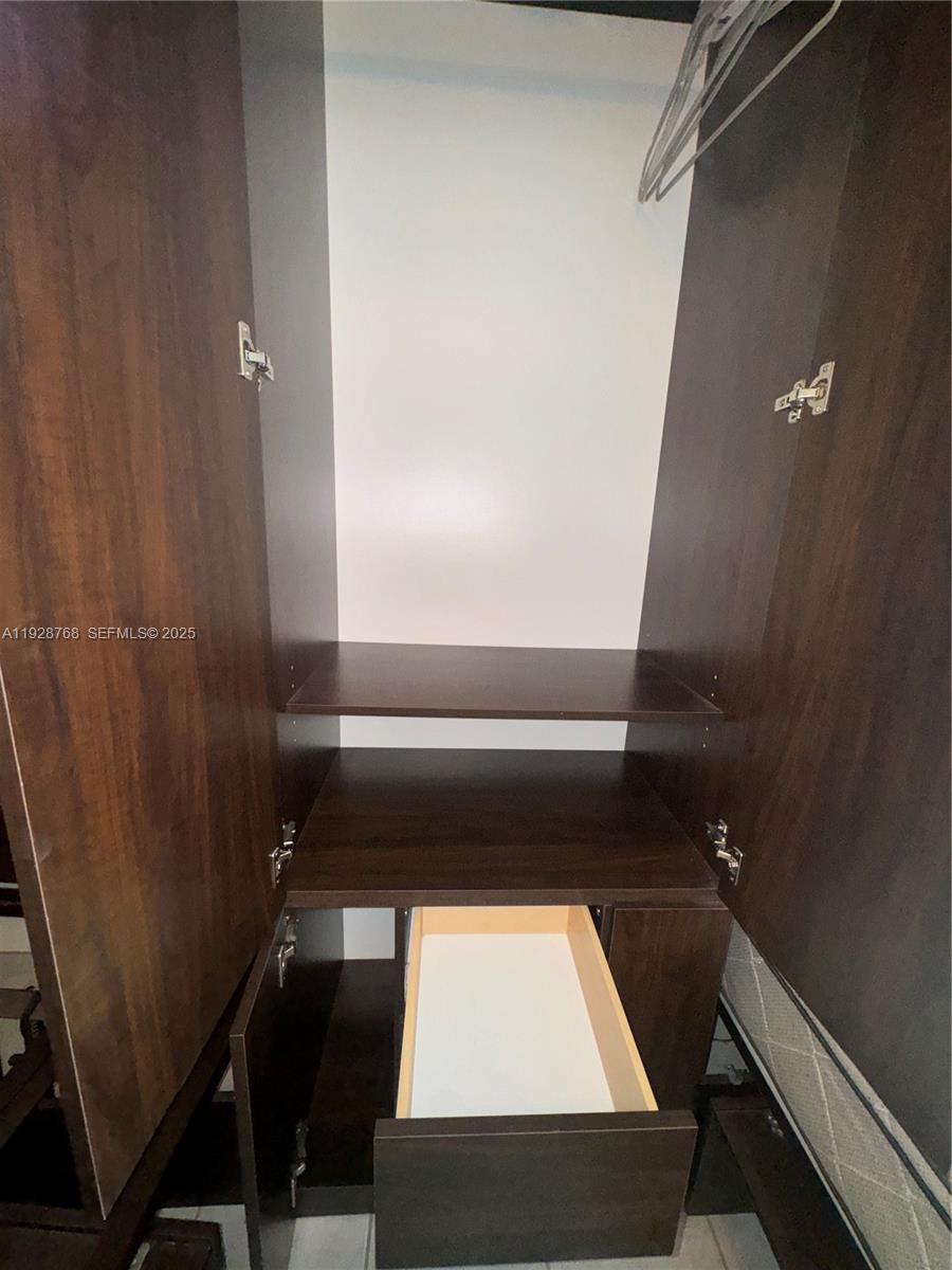 401 Collins Ave #21 Miami Beach, FL 33139