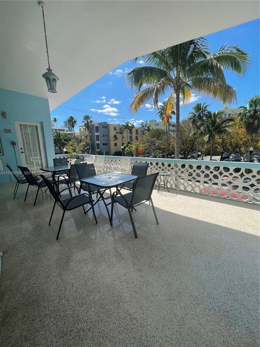 401 Collins Ave #21 Miami Beach, FL 33139