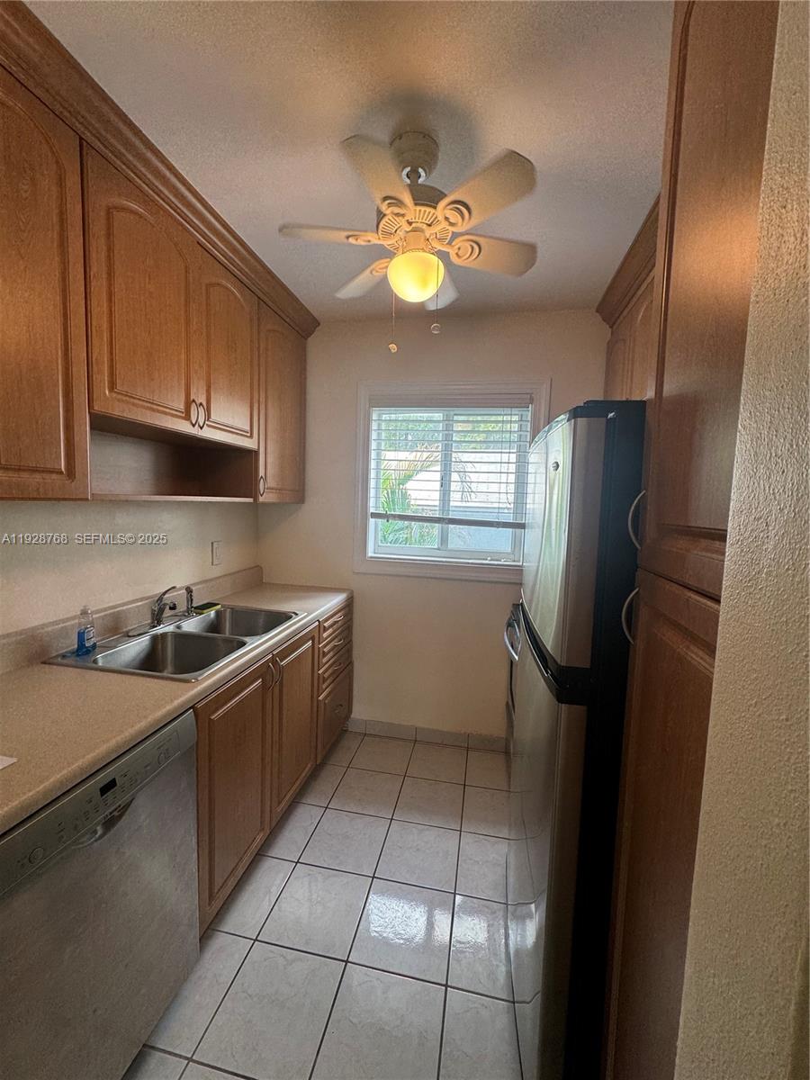 401 Collins Ave #21 Miami Beach, FL 33139