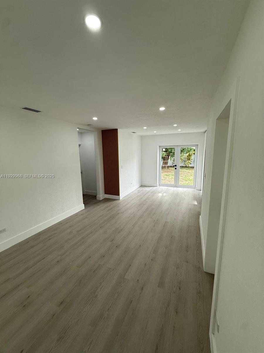 4366 SW 5th Ter Miami, FL 33134