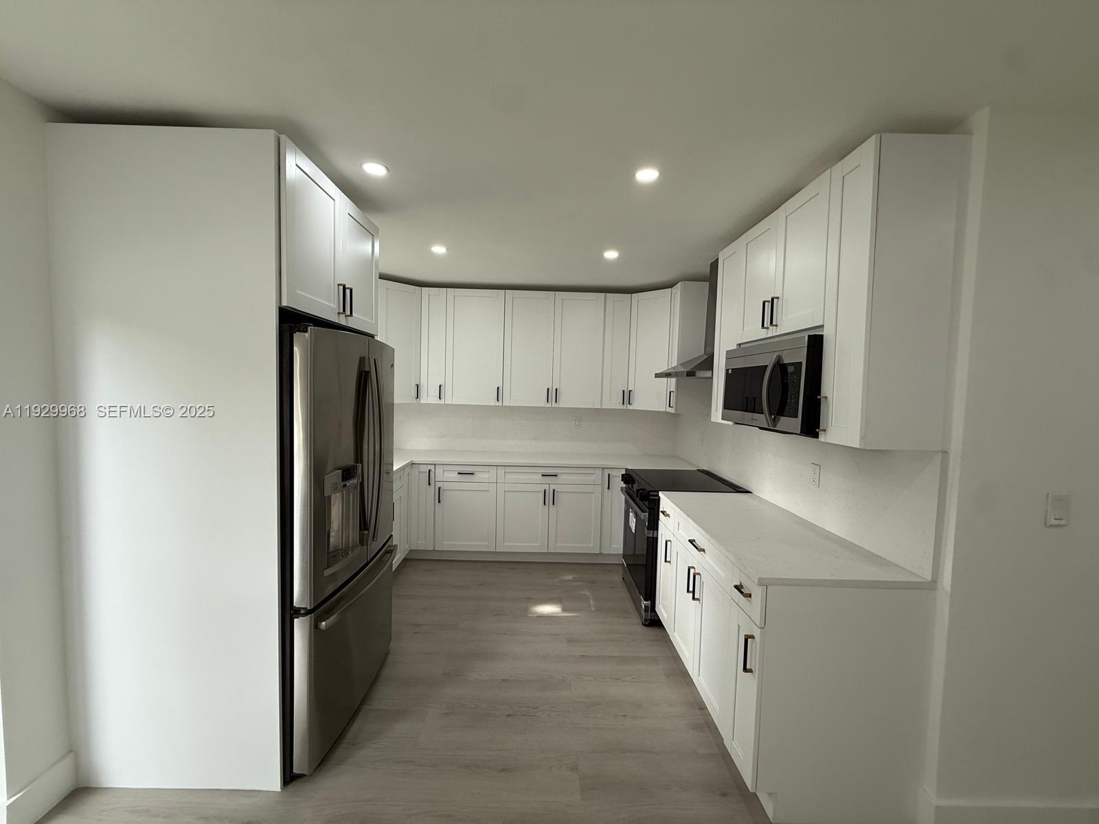 4366 SW 5th Ter Miami, FL 33134