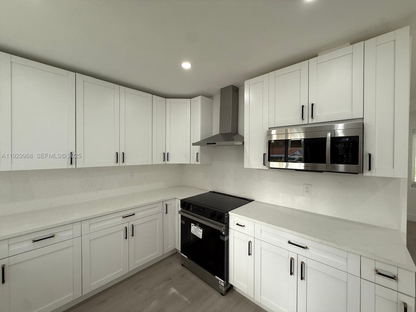 4366 SW 5th Ter Miami, FL 33134