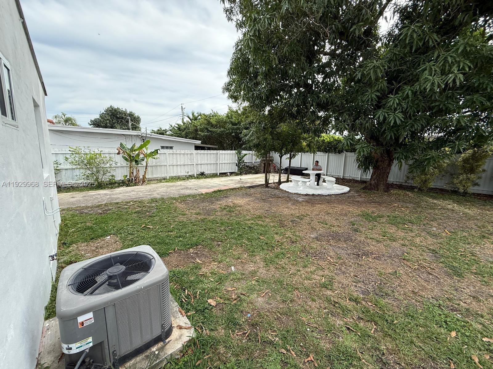 4366 SW 5th Ter Miami, FL 33134