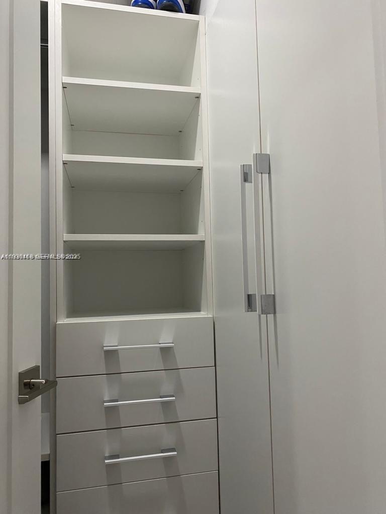 6345 Collins Ave #442 Miami Beach, FL 33141