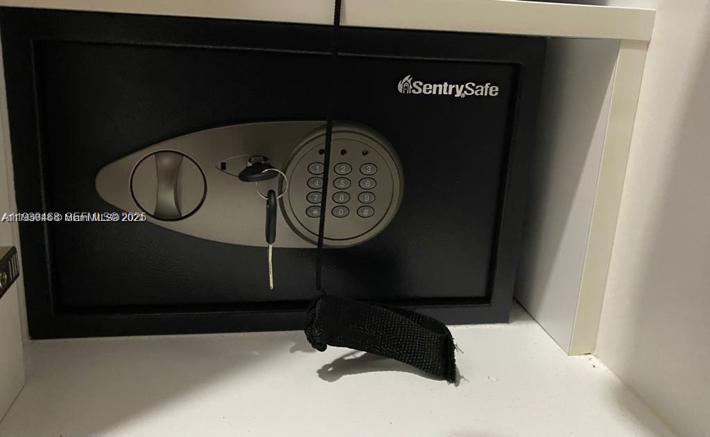 6345 Collins Ave #442 Miami Beach, FL 33141