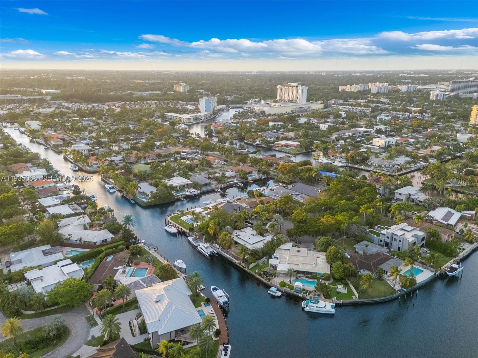 12900 Ixora Cir North Miami, FL 33181