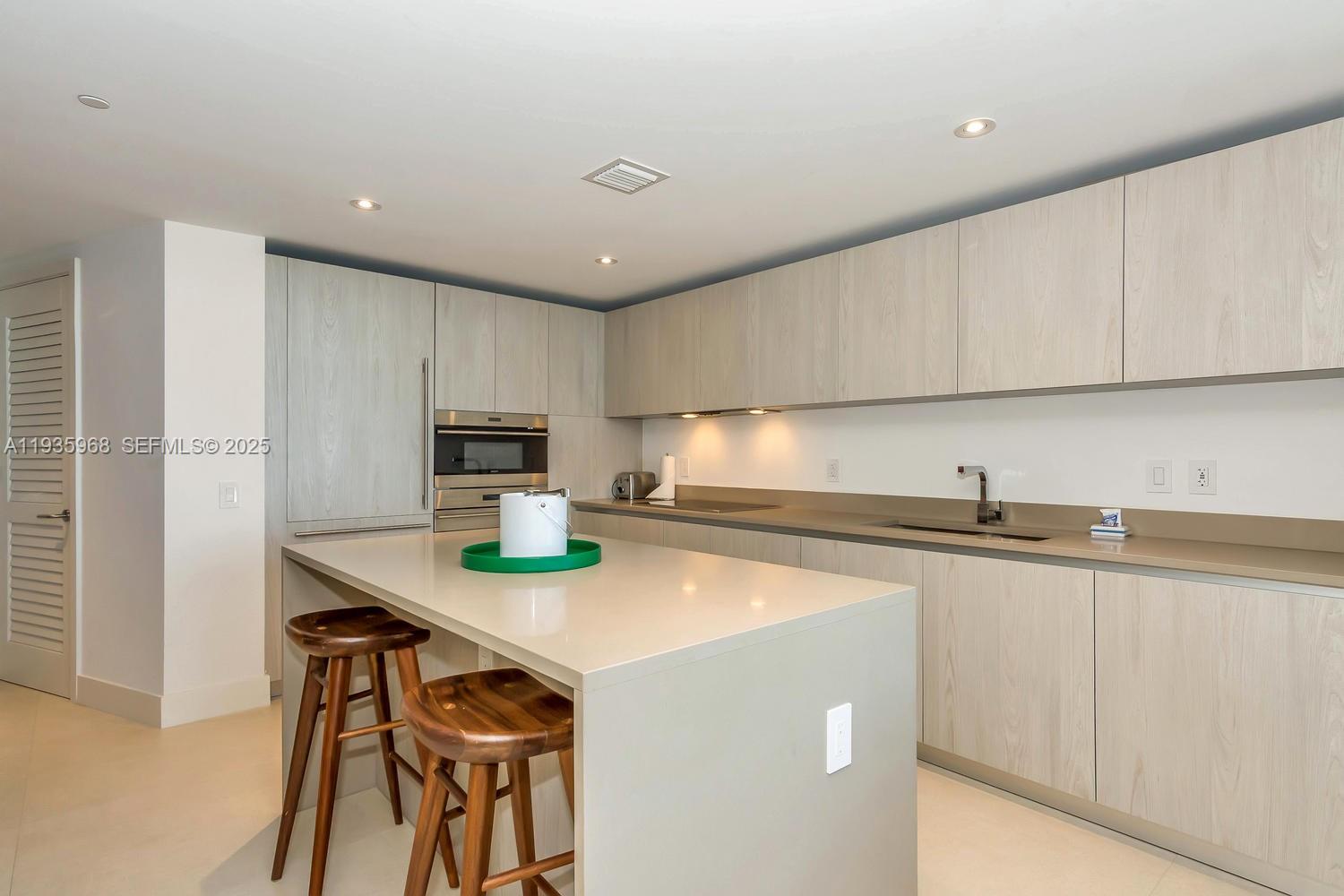 4111 S Ocean Dr #1912 Hollywood, FL 33019