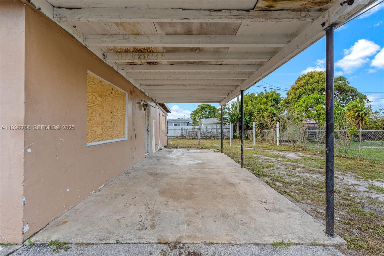 20520 NW 21st Ave Miami Gardens, FL 33056
