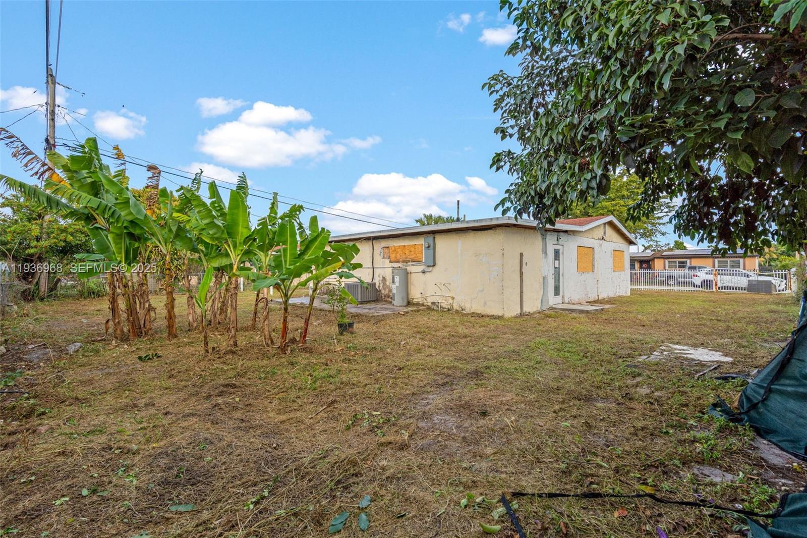 20520 NW 21st Ave Miami Gardens, FL 33056