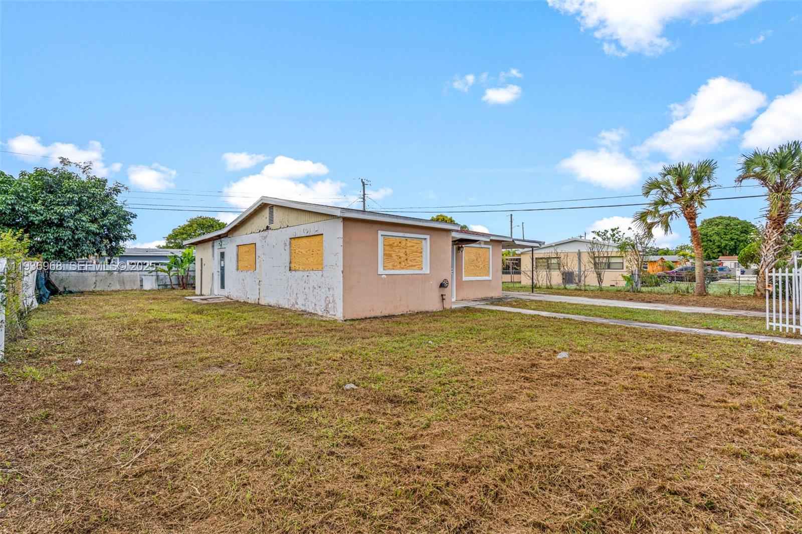 20520 NW 21st Ave Miami Gardens, FL 33056