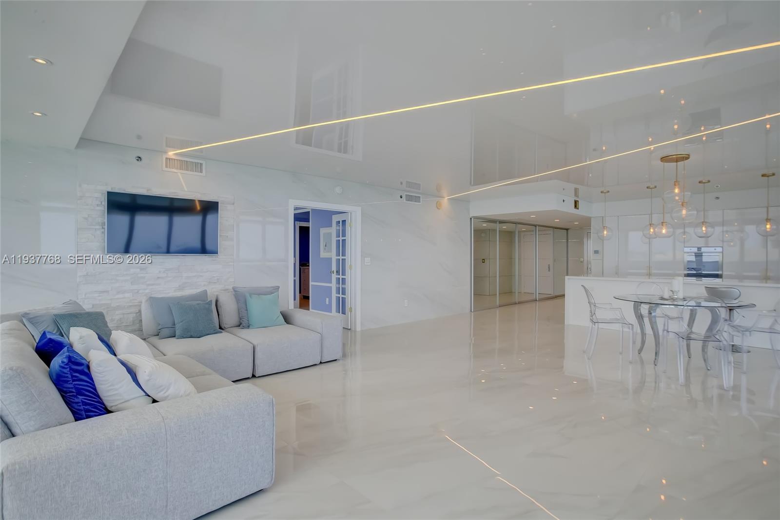 1830 S Ocean Dr #2402 Hallandale Beach, FL 33009