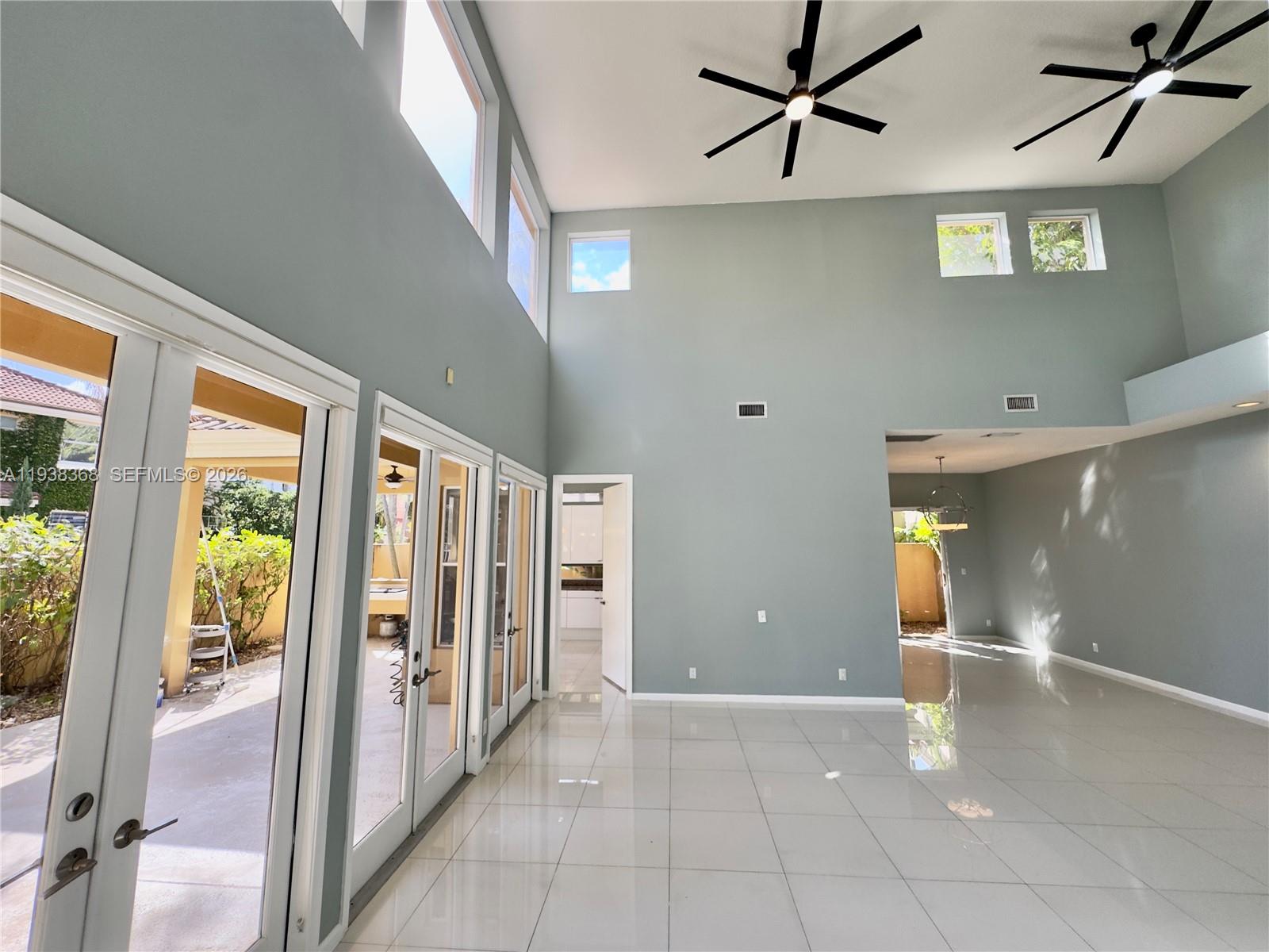 3728 NE 208th Ter Aventura, FL 33180