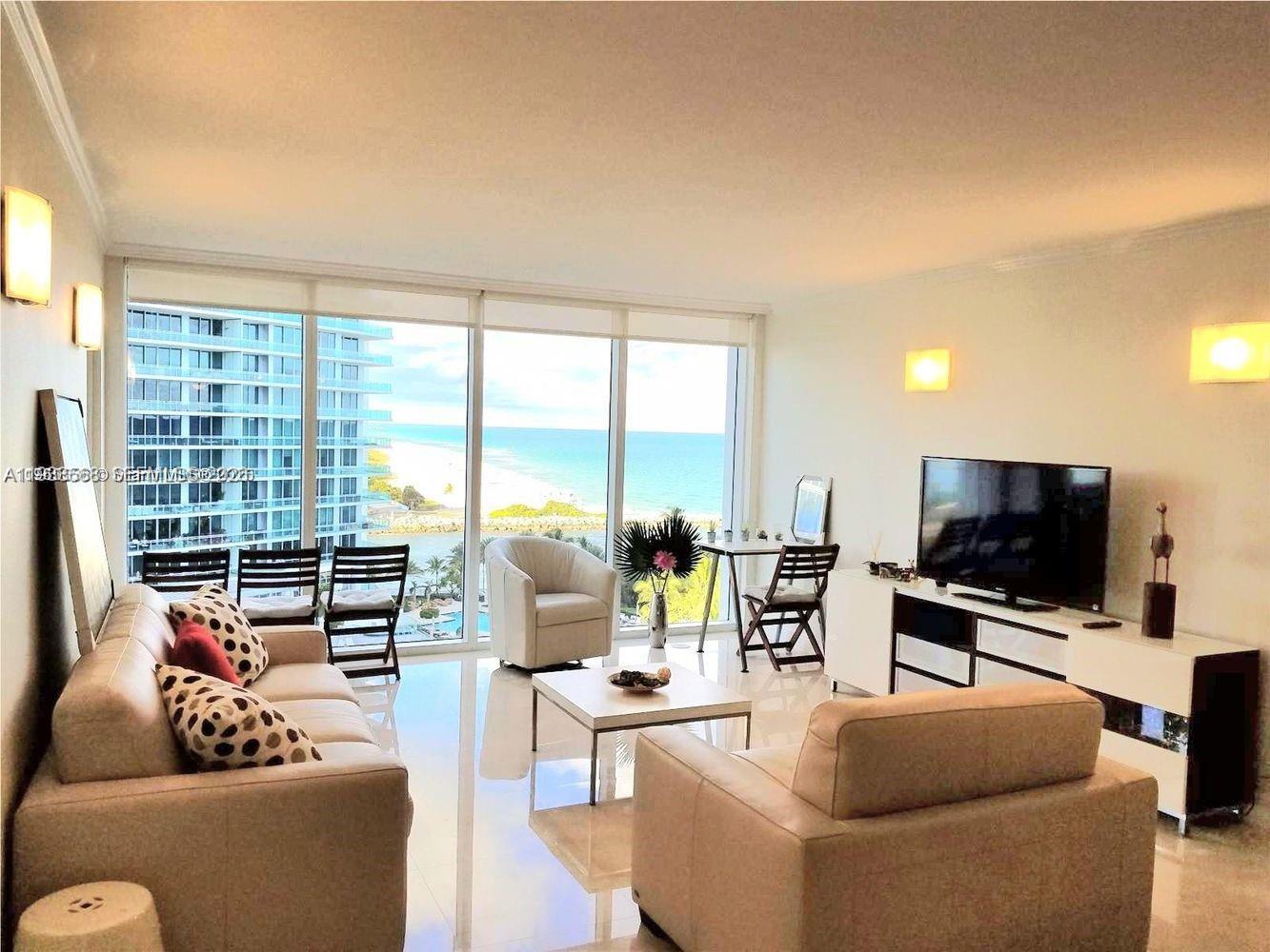 image Harbour House1