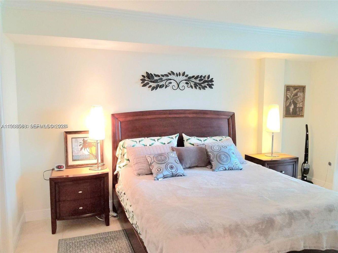 image Harbour House6