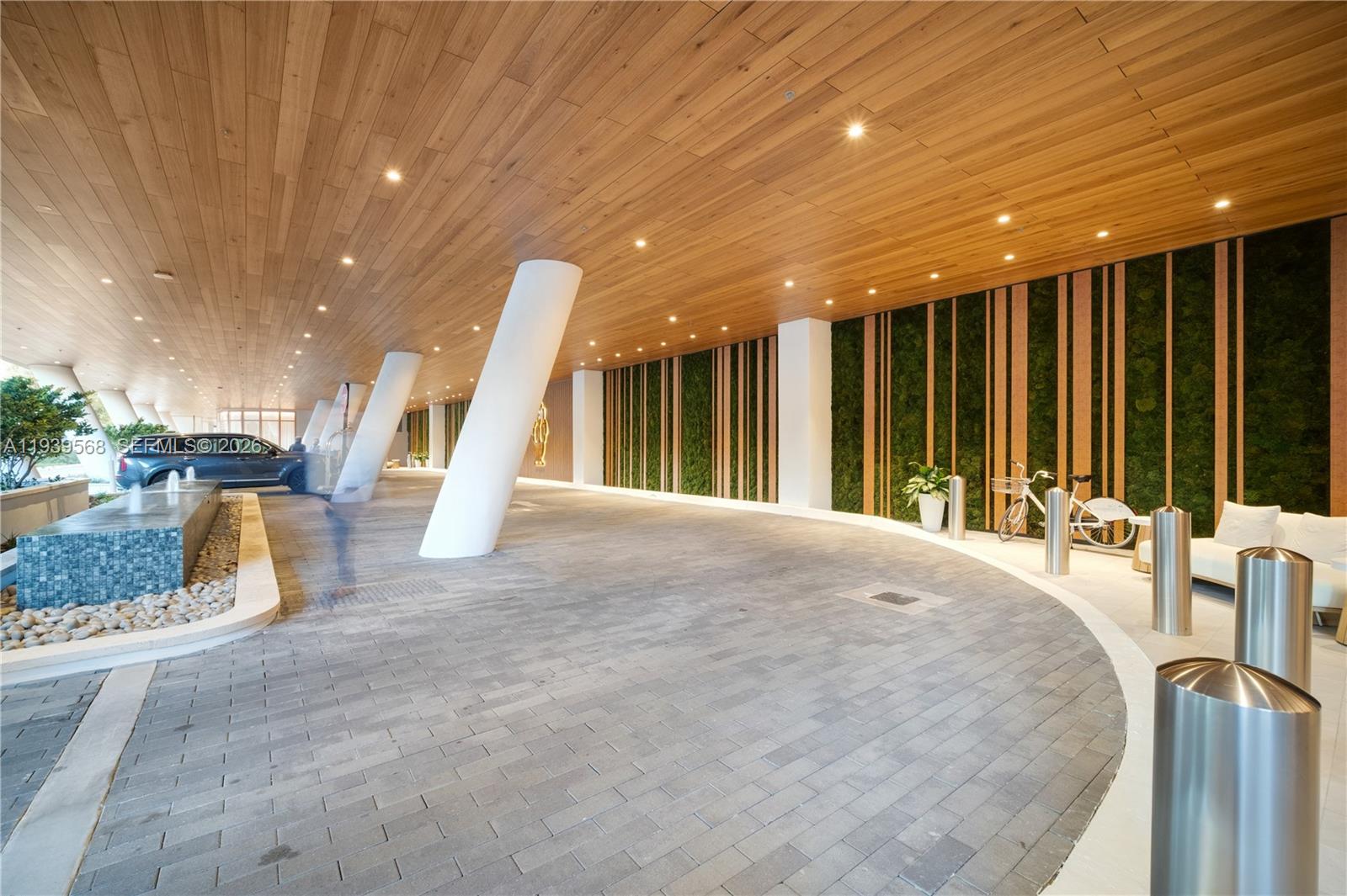 2655 S Bayshore Dr #1602 Coconut Grove, FL 33133