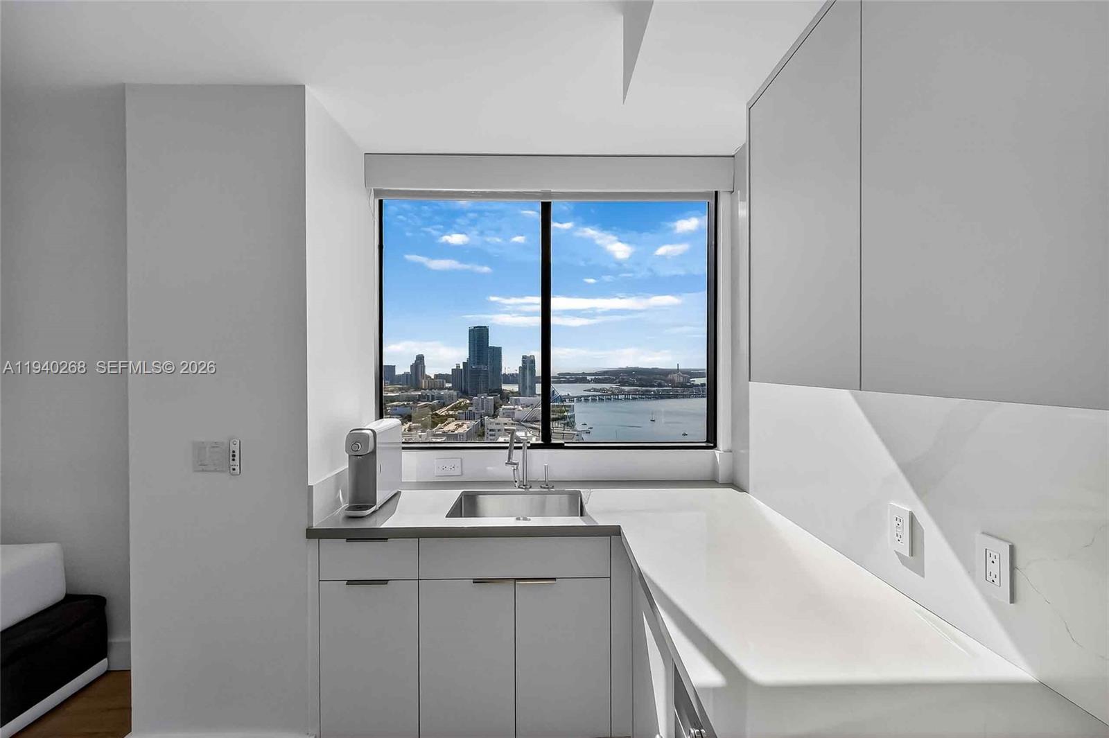 image The Waverly at South Beach10