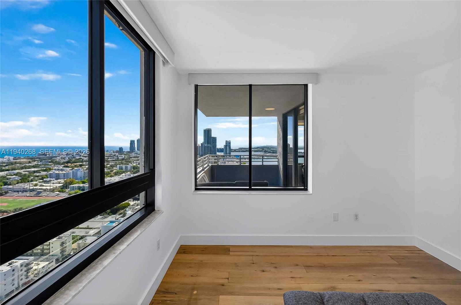 image The Waverly at South Beach25