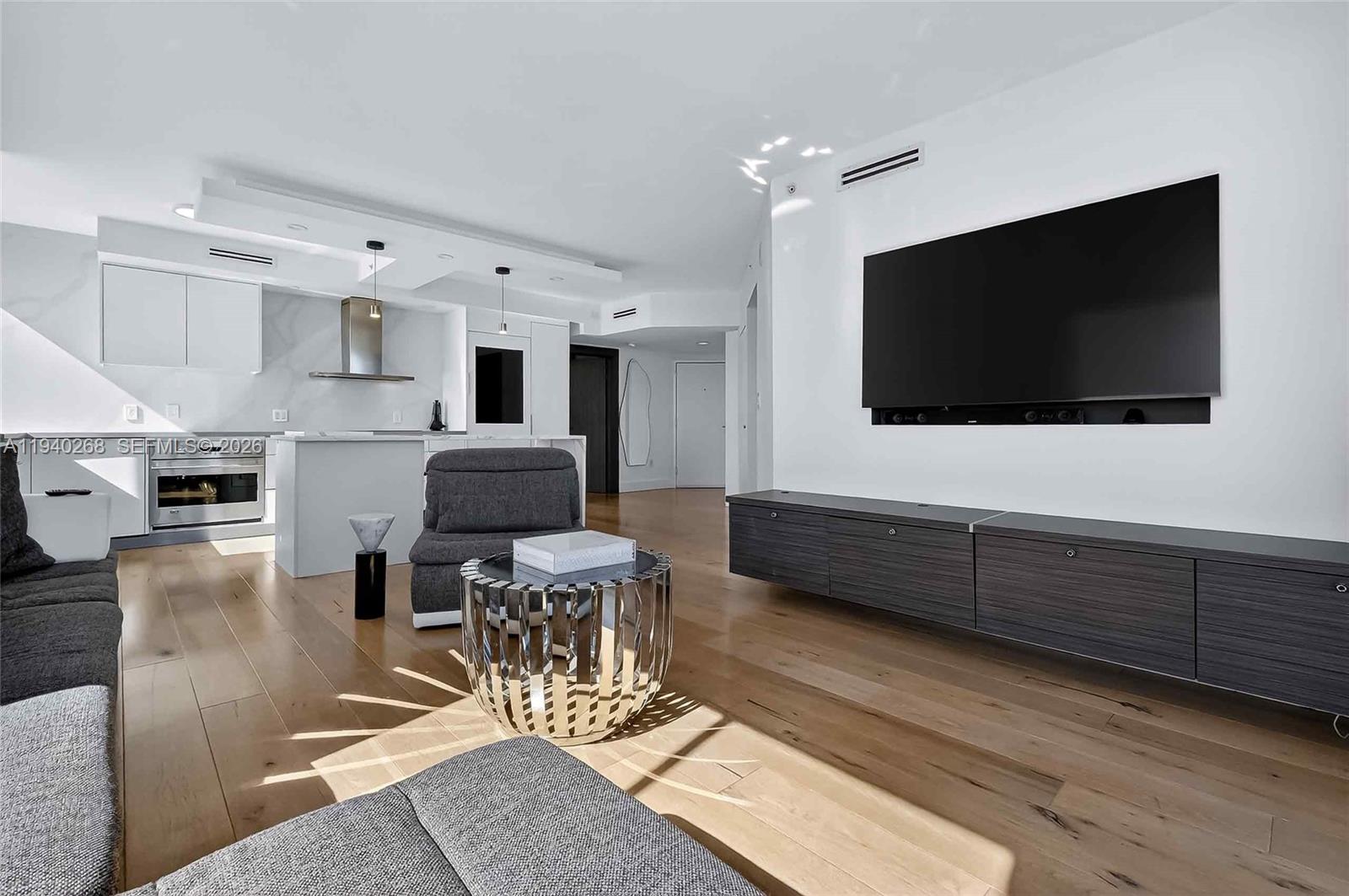 image The Waverly at South Beach5