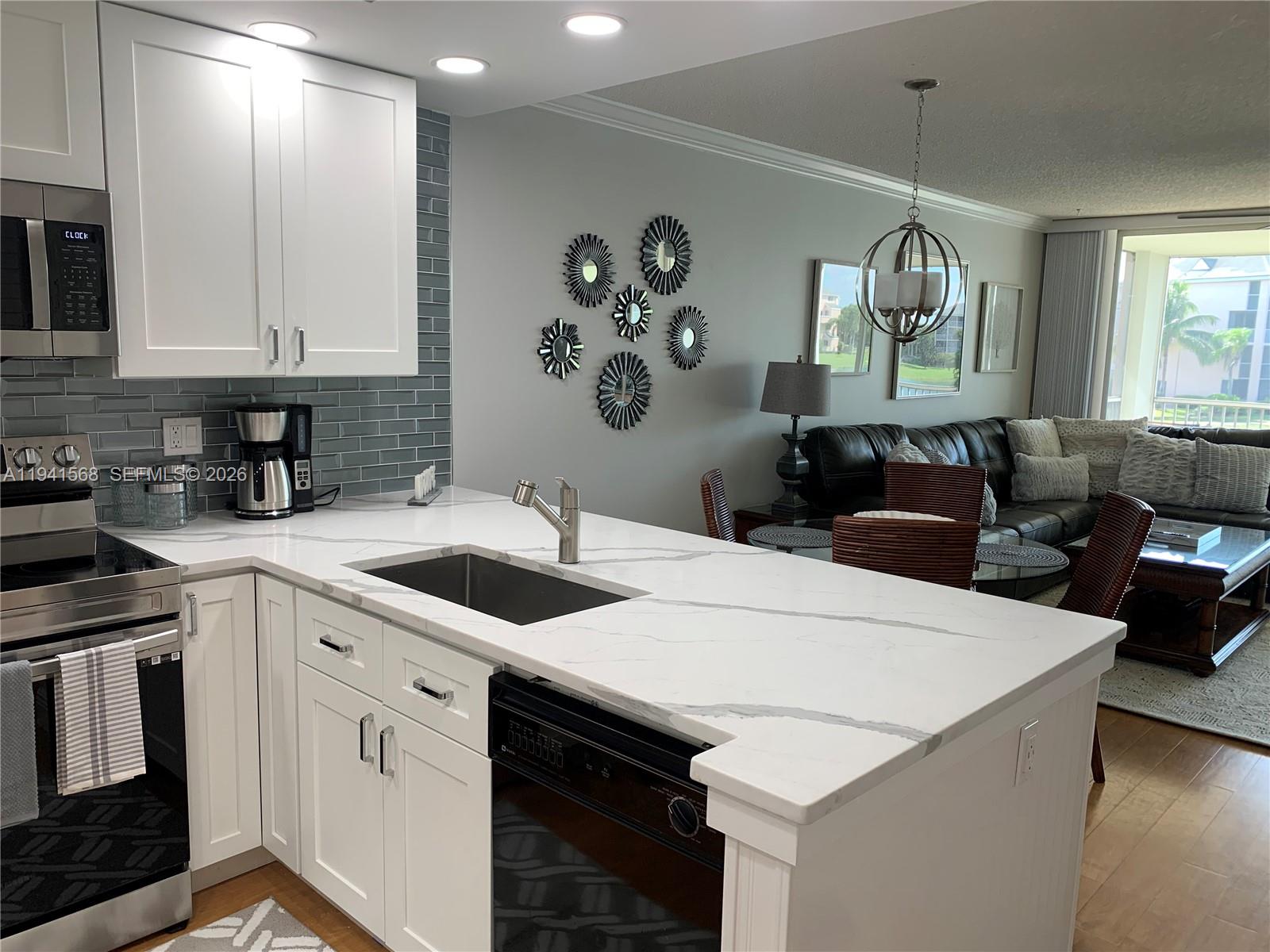 353 S Us Hwy 1 #A202