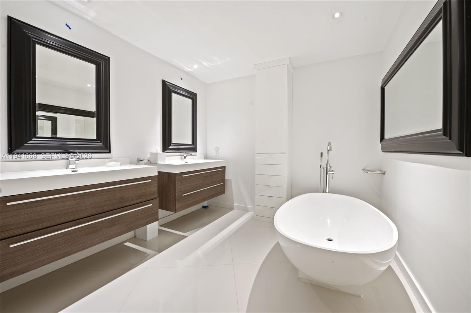 image Majestic Tower12