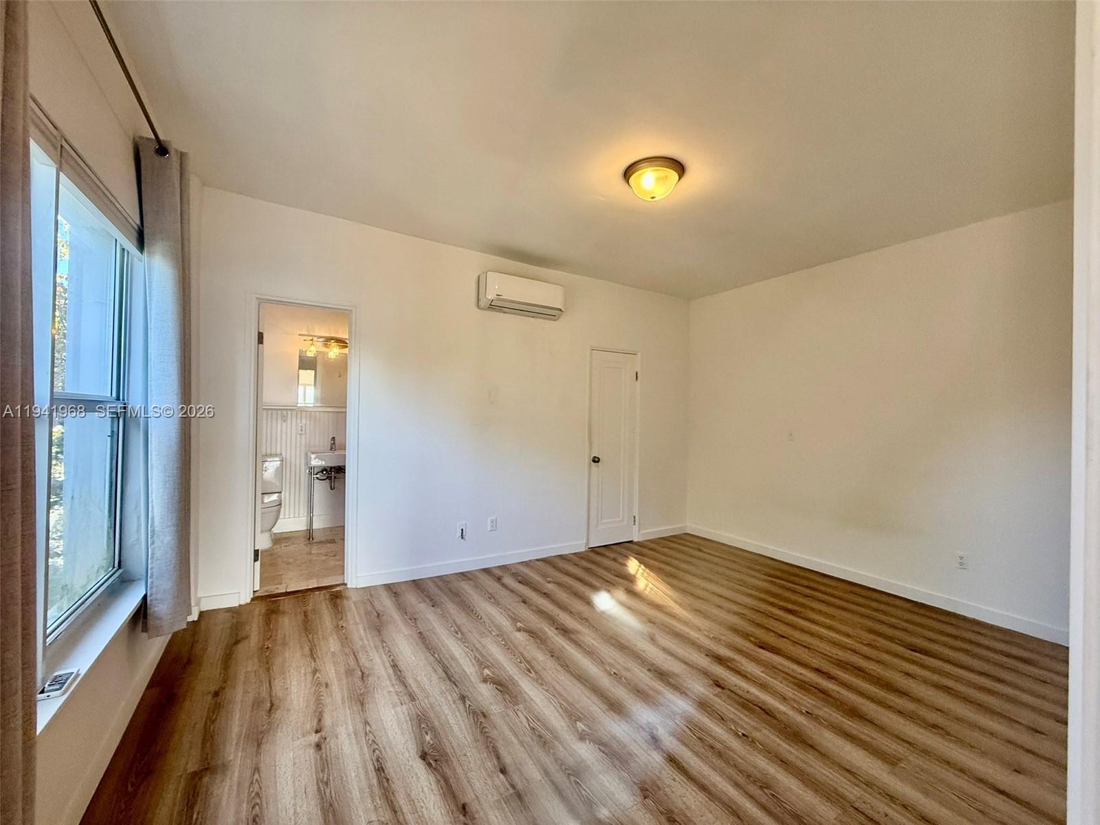 4035 N Meridian Ave #302 Miami Beach, FL 33140