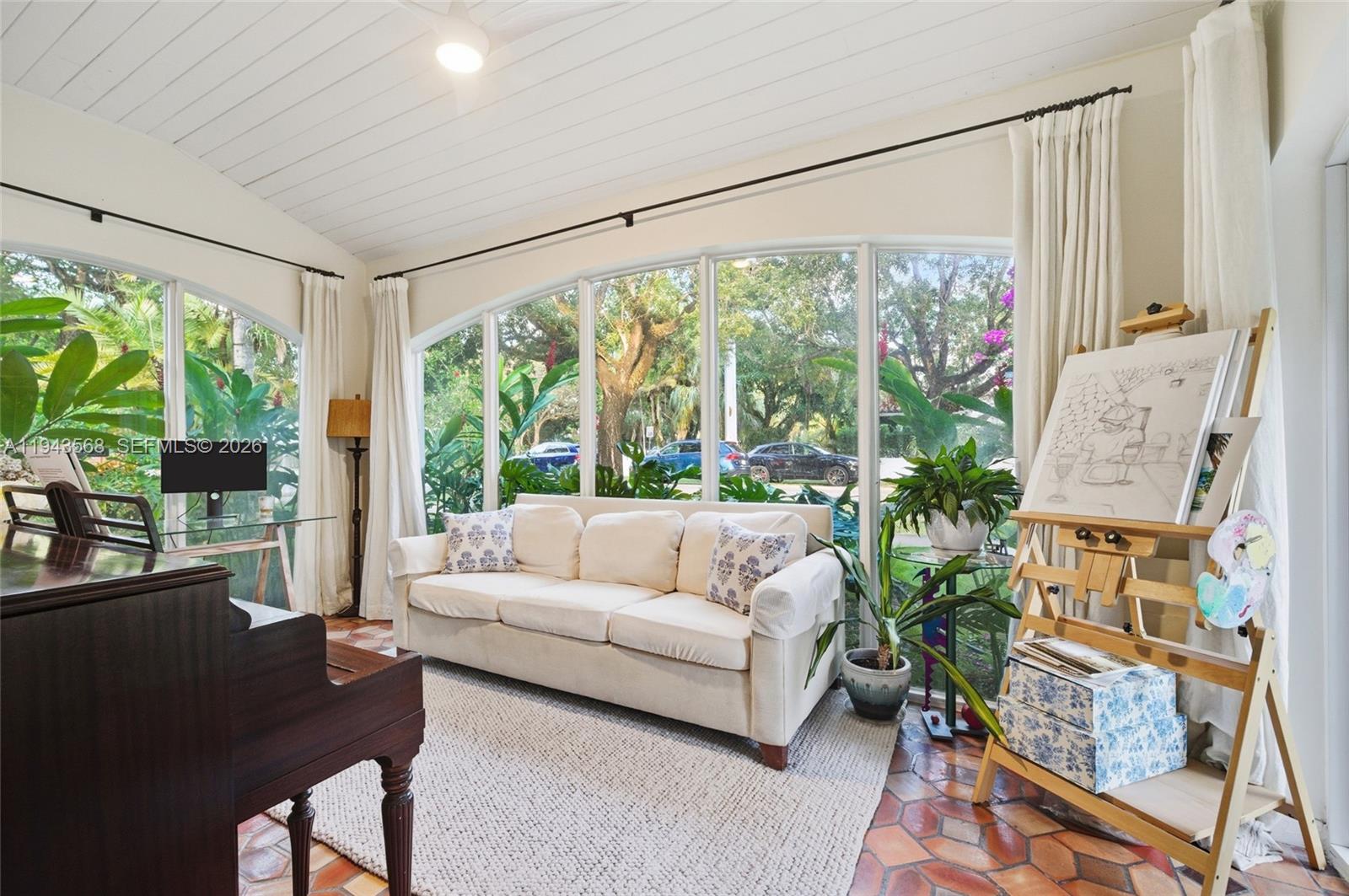 1302 Alhambra Cir Coral Gables, FL 33134