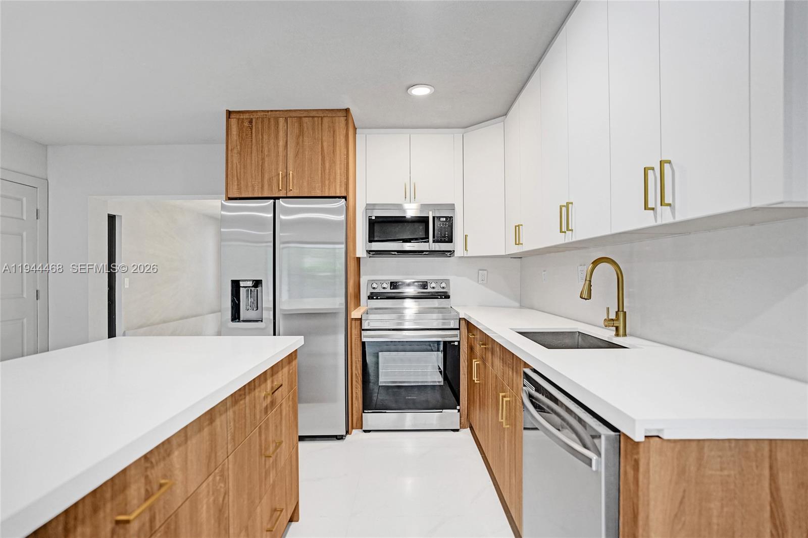 3171 Jackson Blvd Fort Lauderdale, FL 33312