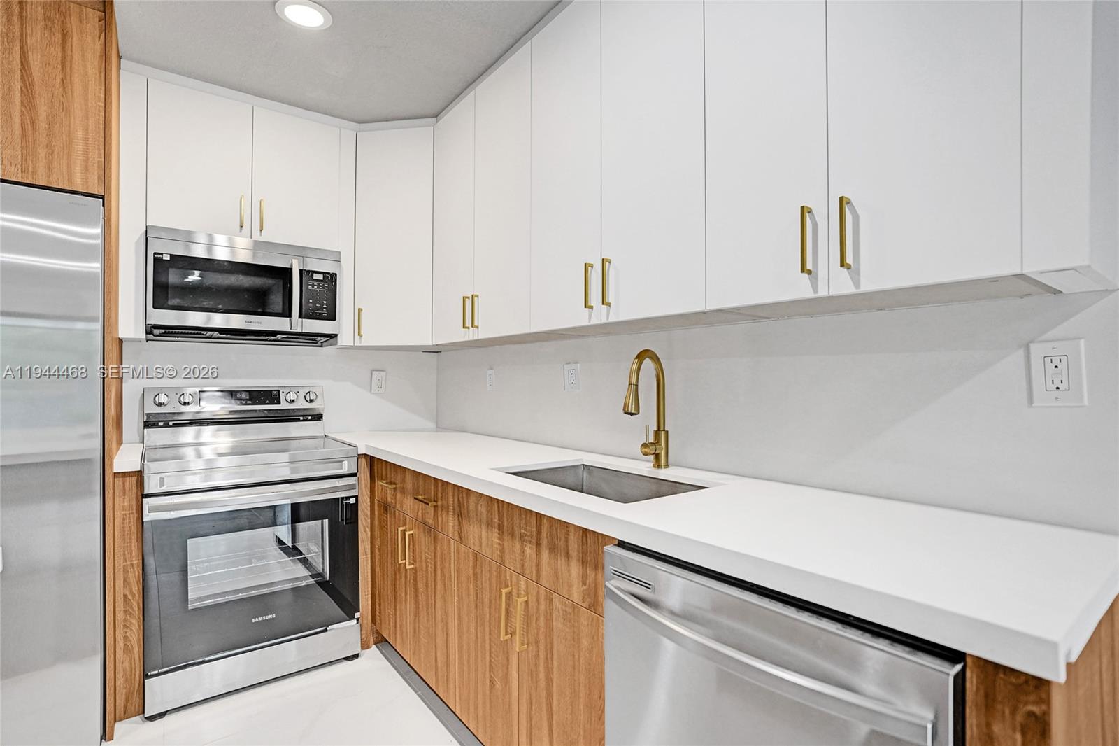 3171 Jackson Blvd Fort Lauderdale, FL 33312