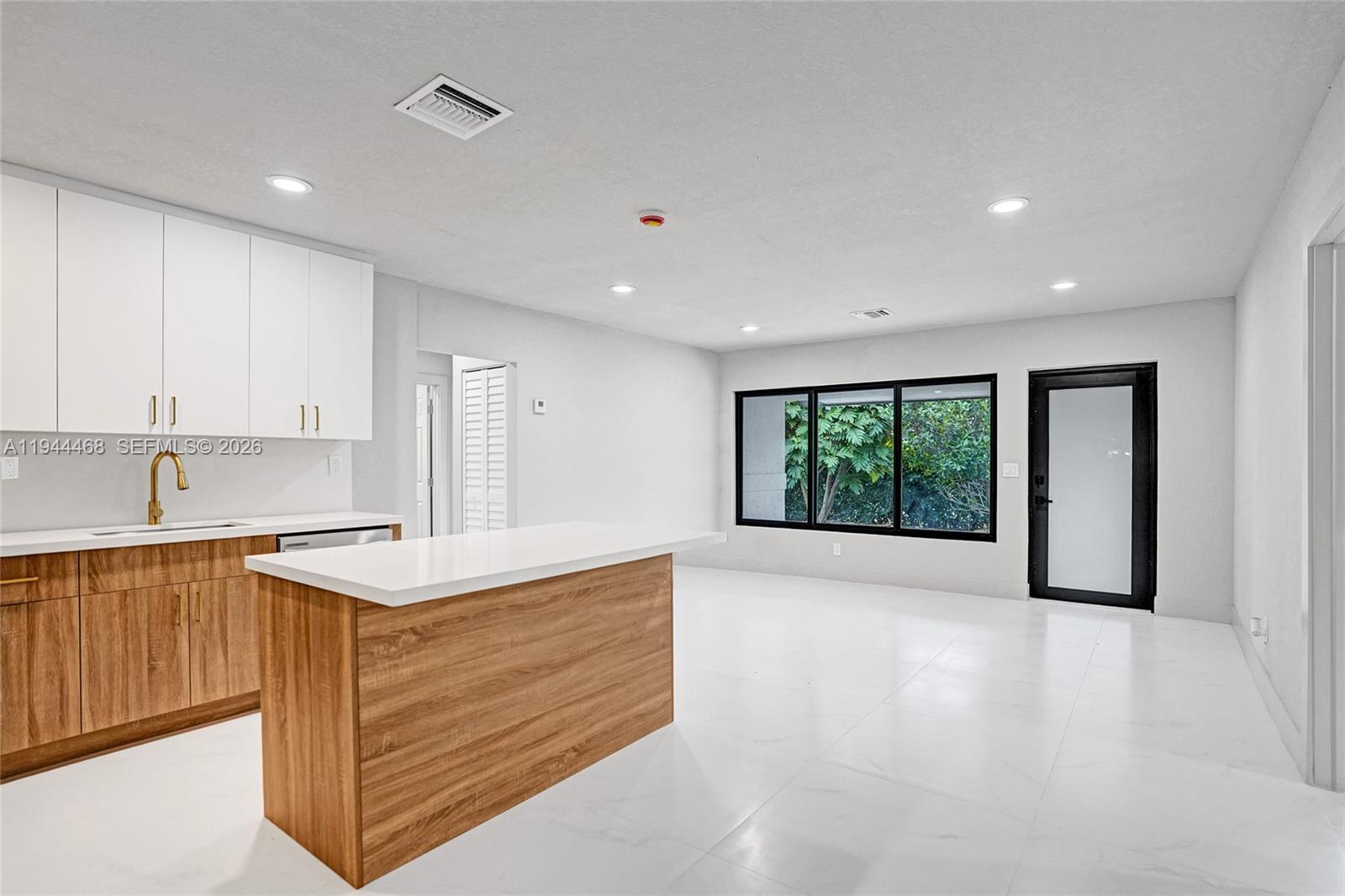 3171 Jackson Blvd Fort Lauderdale, FL 33312