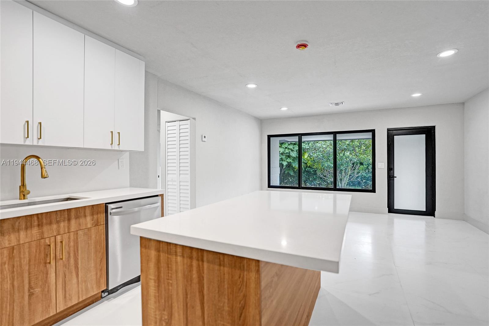 3171 Jackson Blvd Fort Lauderdale, FL 33312