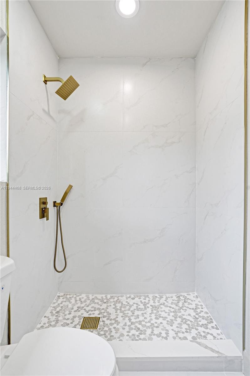 3171 Jackson Blvd Fort Lauderdale, FL 33312