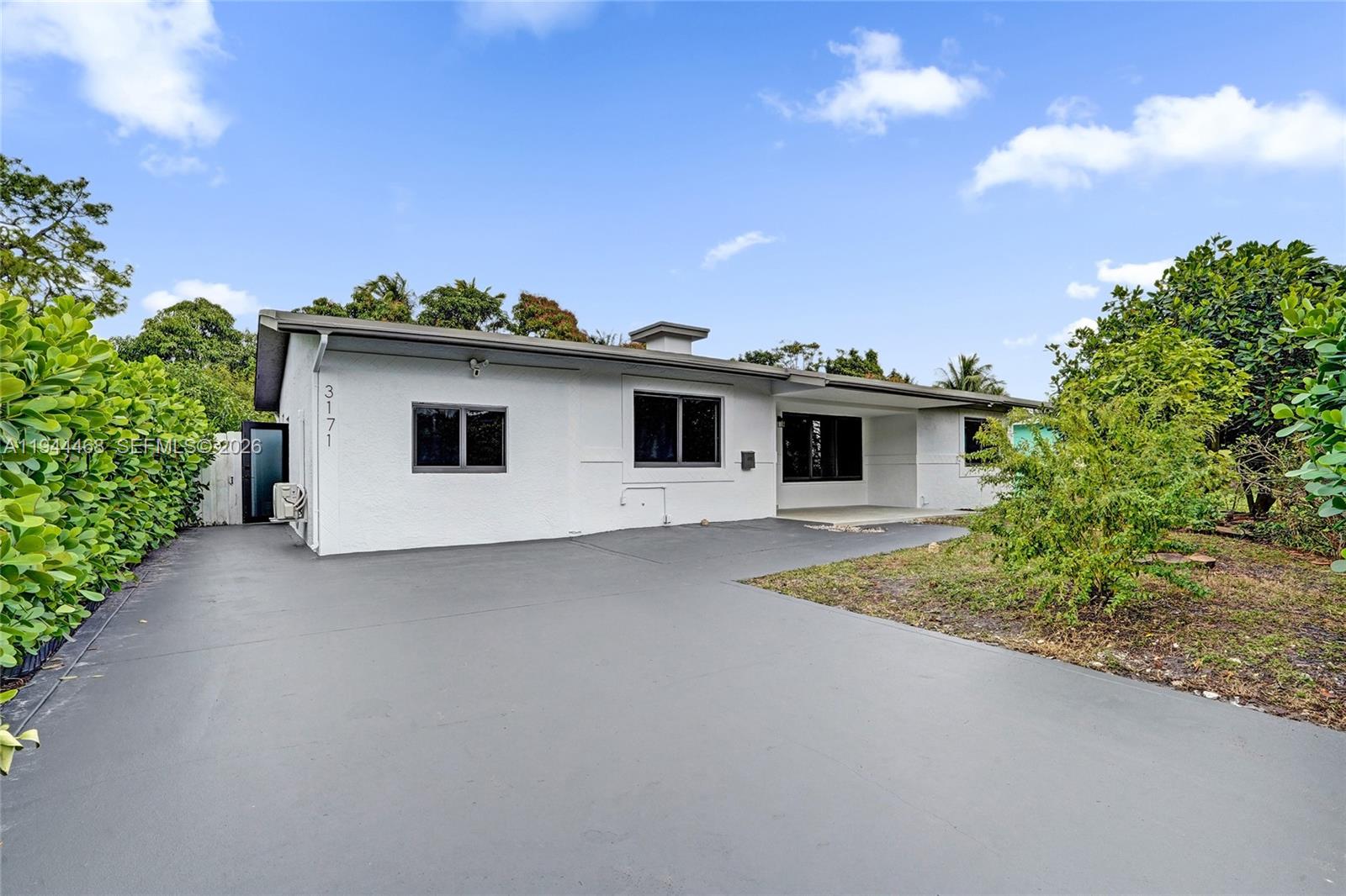 3171 Jackson Blvd Fort Lauderdale, FL 33312