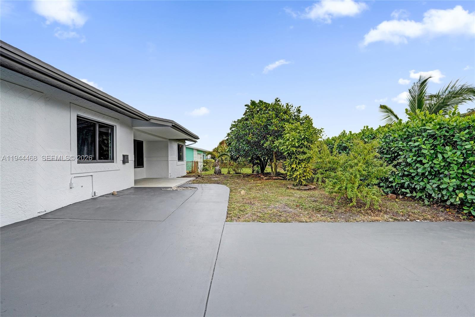 3171 Jackson Blvd Fort Lauderdale, FL 33312