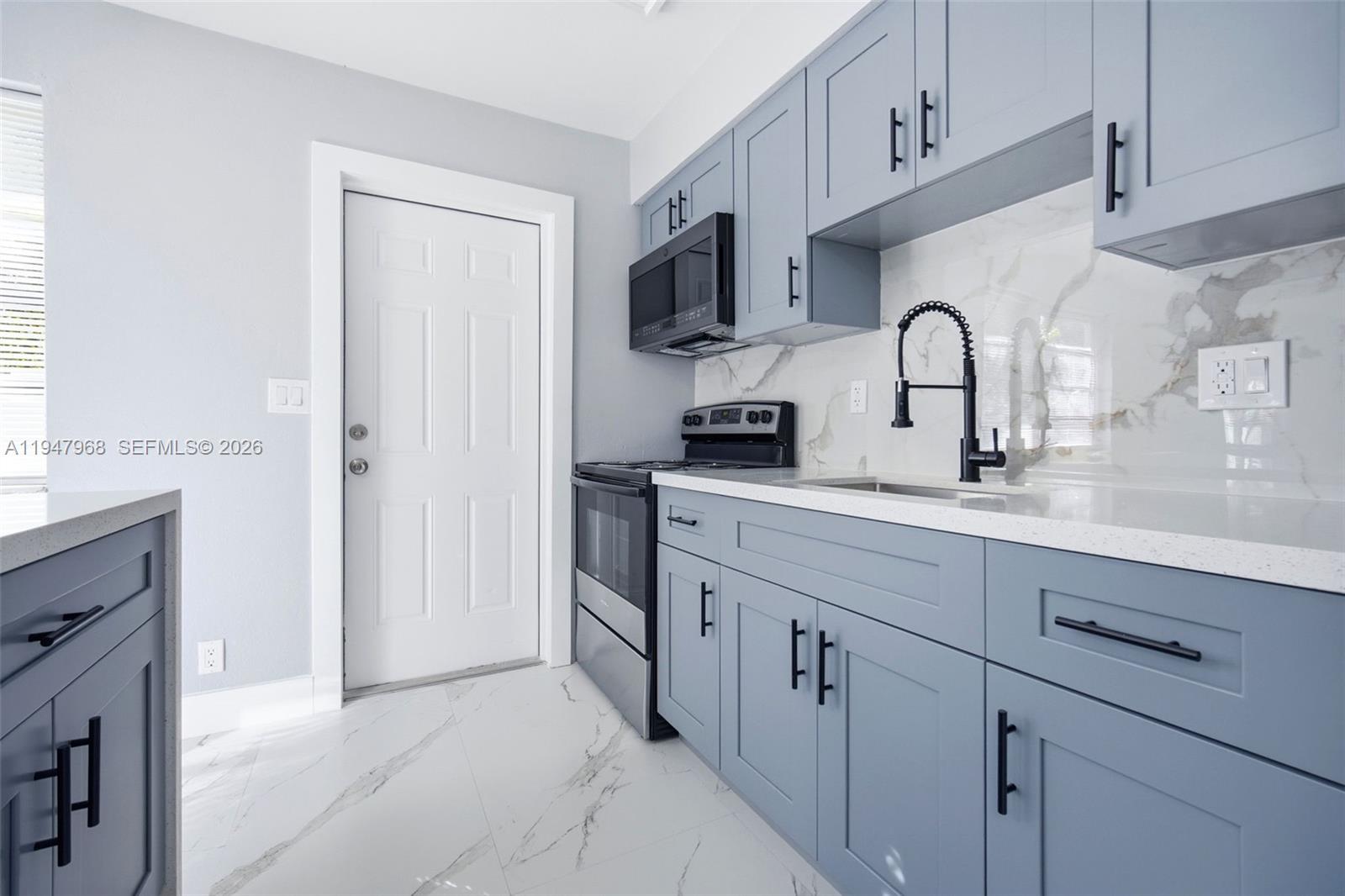 2440 Hayes St # 1-5th Hollywood, FL 33020