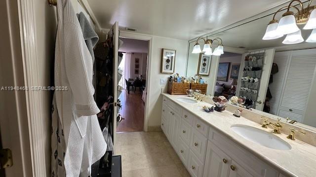 image Winston Towers 60014