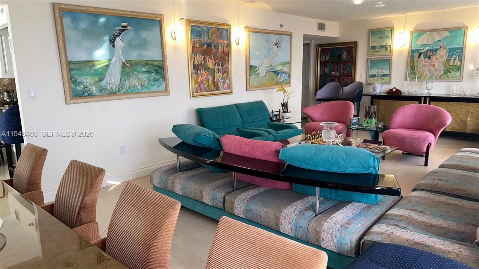 image Winston Towers 60018