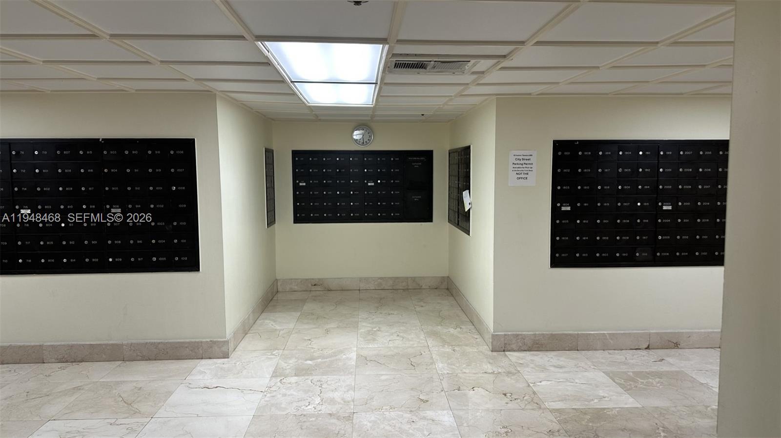 image Winston Towers 60052