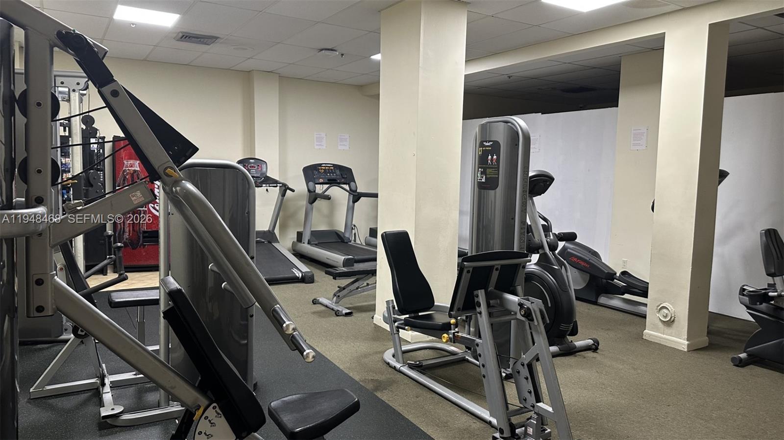 image Winston Towers 60053