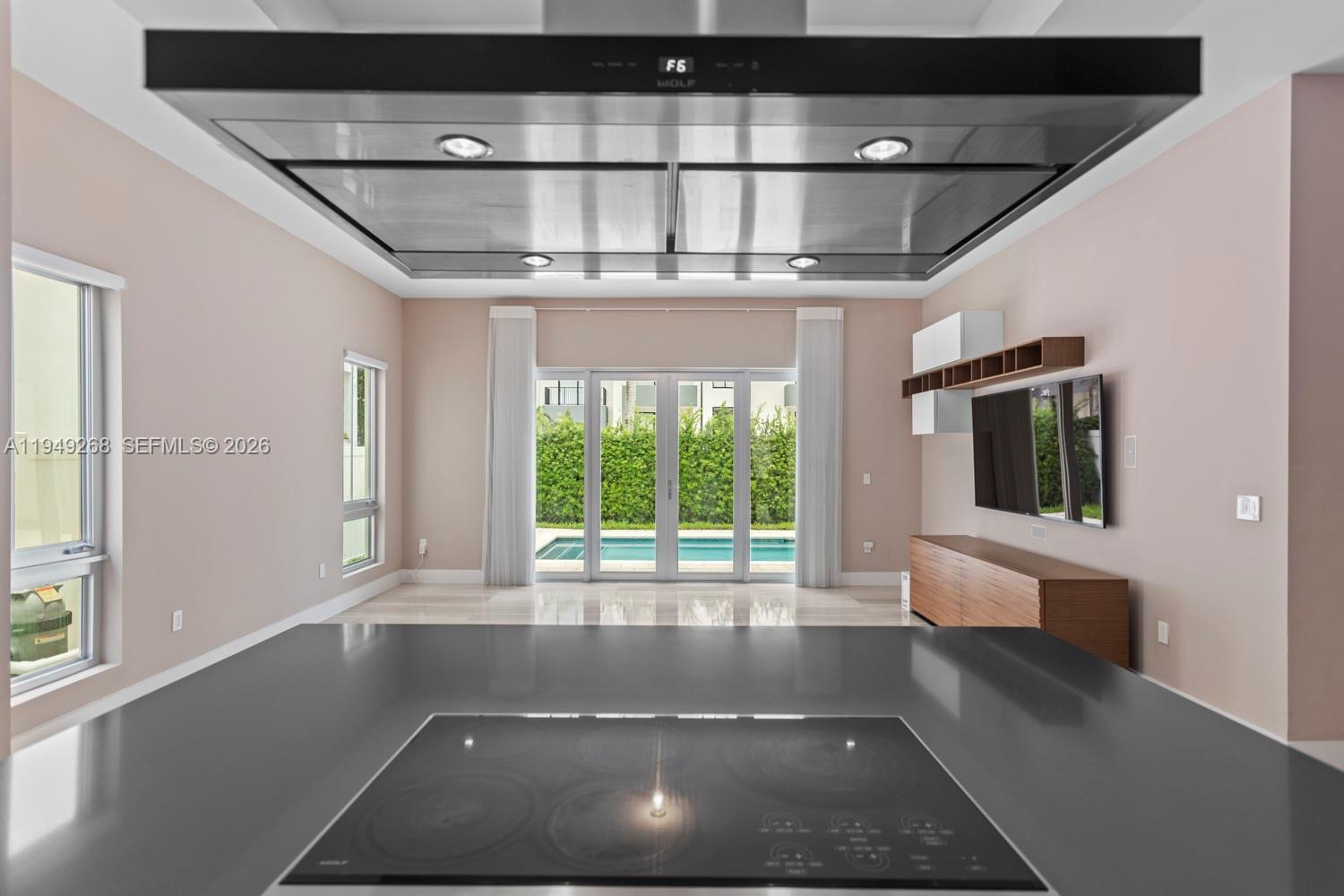 8415 NW 34th Dr Doral, FL 33122